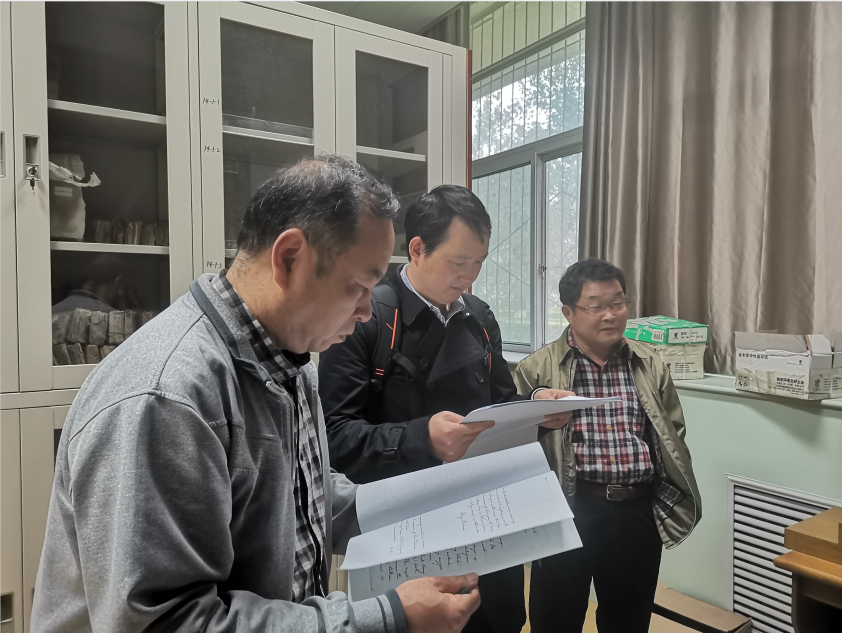 4af6cc8c98644e0785862712e2a7c195.png 4af6cc8c98644e0785862712e2a7c195.png