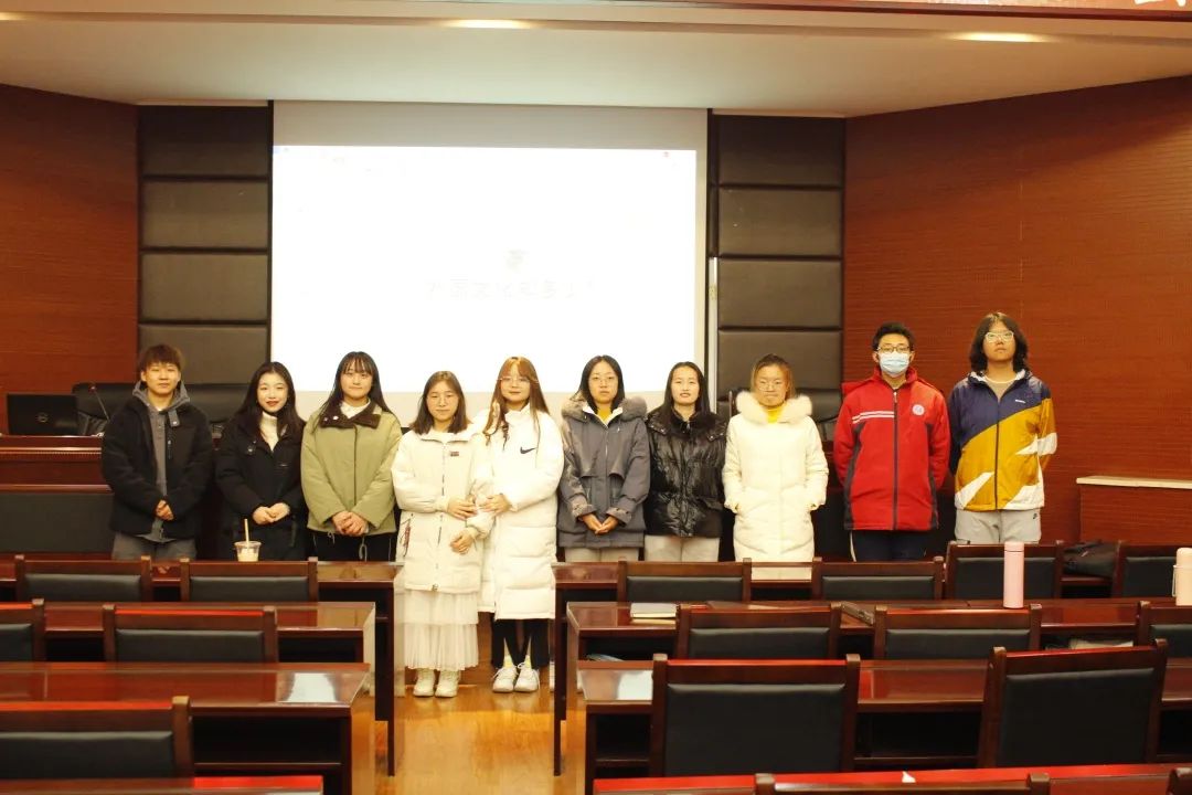 319e7cb95fb84f999539f134ec948cc0.jpg 319e7cb95fb84f999539f134ec948cc0.jpg