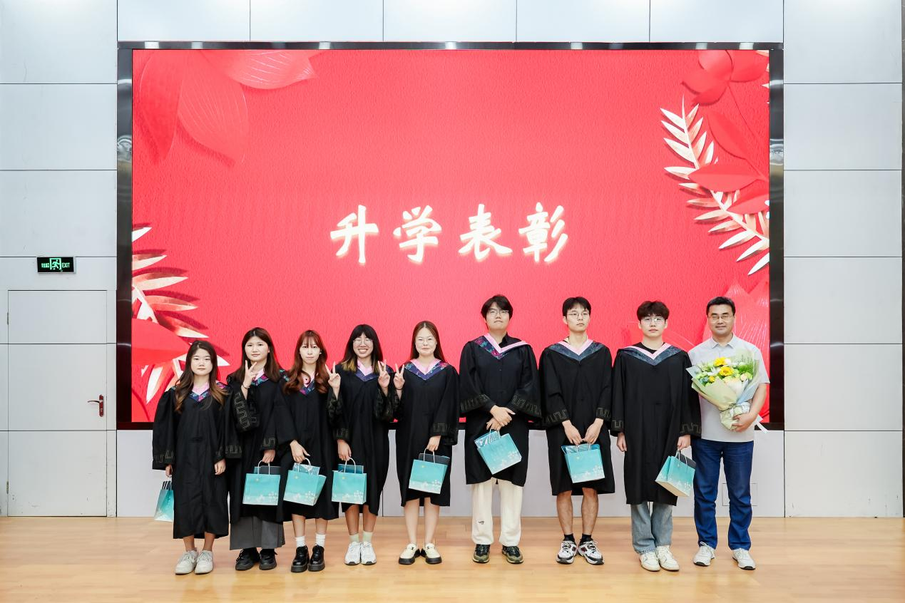 b63b6c67c4df46f78cb0133658b7f943.png b63b6c67c4df46f78cb0133658b7f943.png